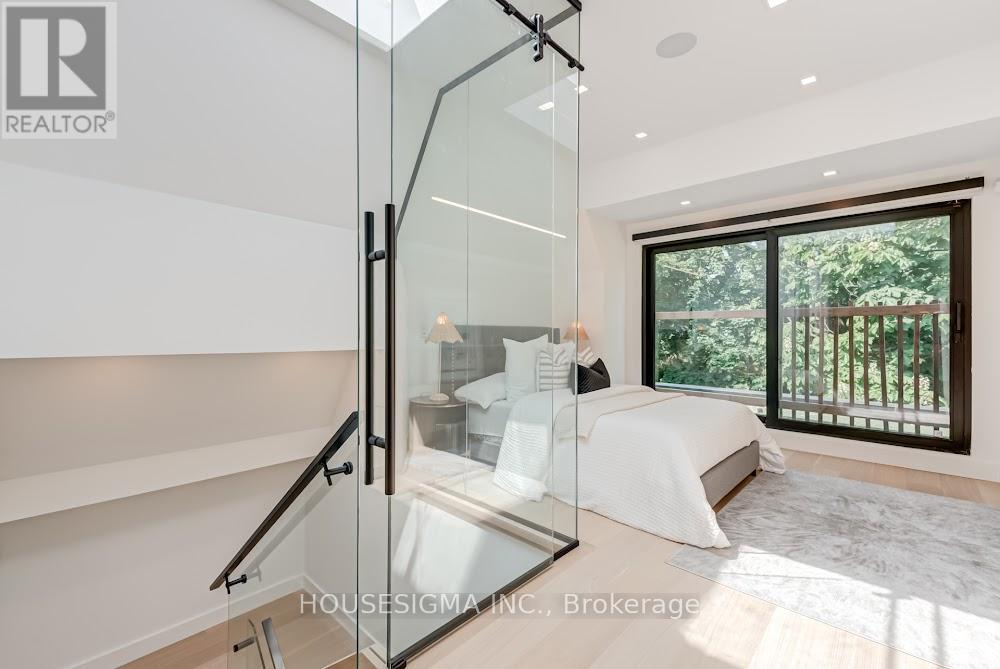 188 Duplex Avenue, Toronto, Ontario  M5P 2A9 - Photo 35 - C12511810