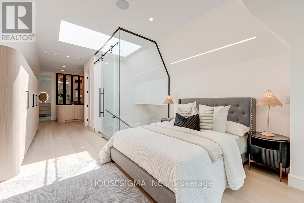 188 Duplex Avenue, Toronto, Ontario  M5P 2A9 - Photo 36 - C12511810