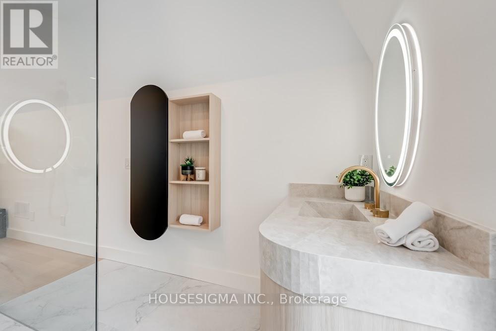 188 Duplex Avenue, Toronto, Ontario  M5P 2A9 - Photo 39 - C12511810