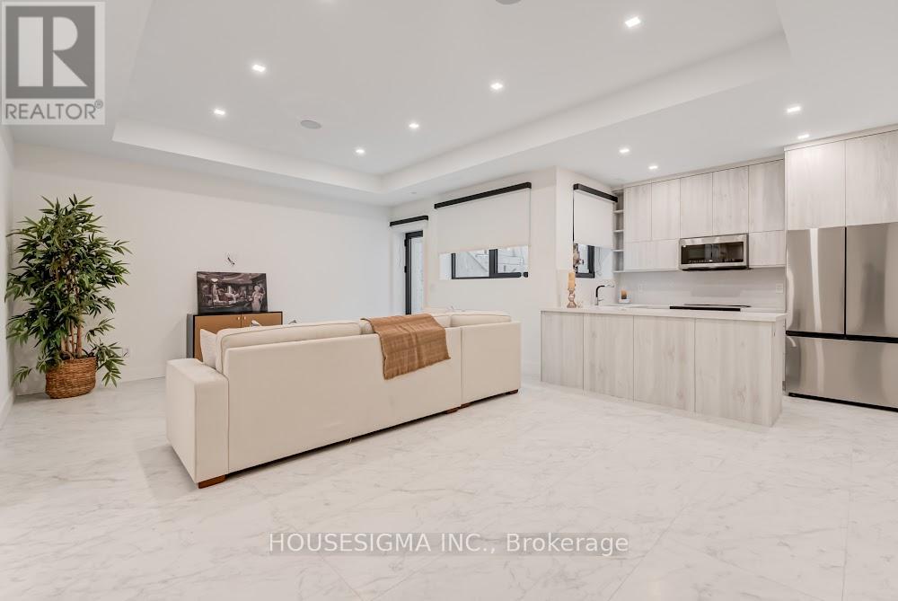 188 Duplex Avenue, Toronto, Ontario  M5P 2A9 - Photo 44 - C12511810