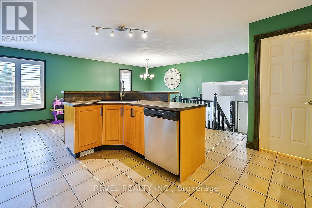 2449 Kraft Creek Road, Timmins, Ontario P4N 7C3 - Photo 10 - T12512050