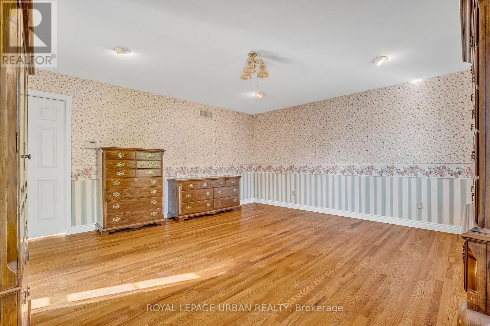 55 Merritt Road, Toronto, Ontario  M4B 3K4 - Photo 25 - E12511700