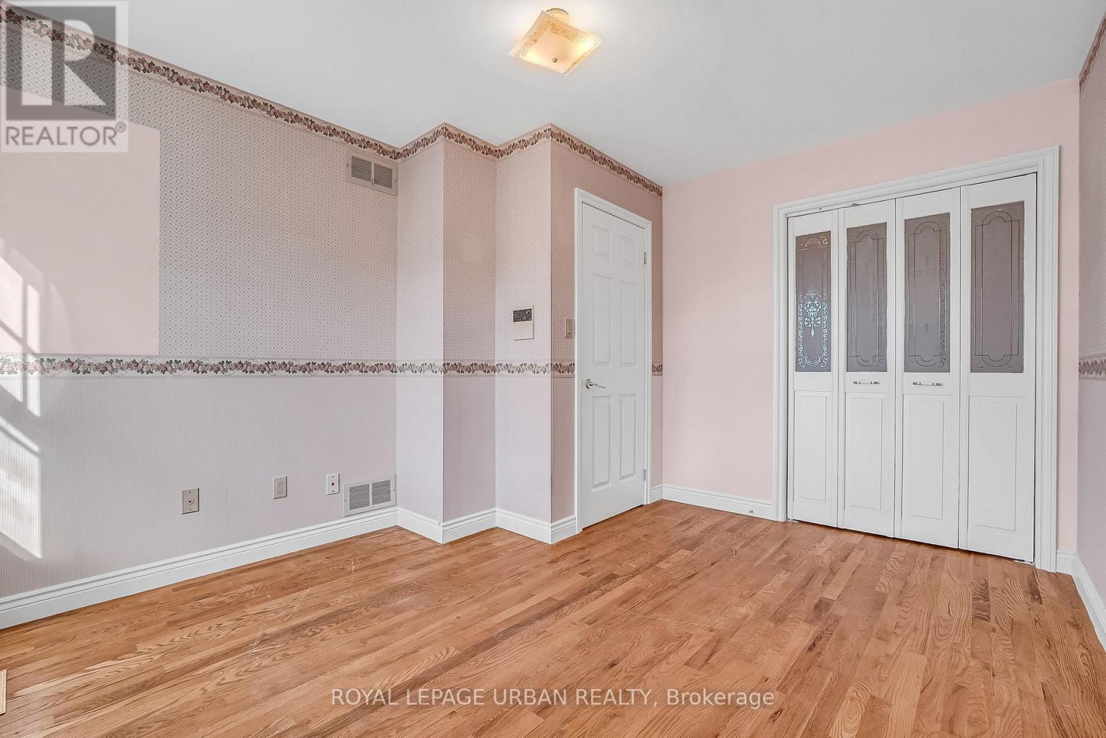 55 Merritt Road, Toronto, Ontario  M4B 3K4 - Photo 29 - E12511700