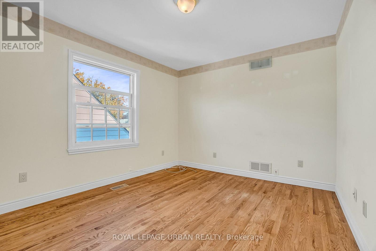 55 Merritt Road, Toronto, Ontario  M4B 3K4 - Photo 31 - E12511700