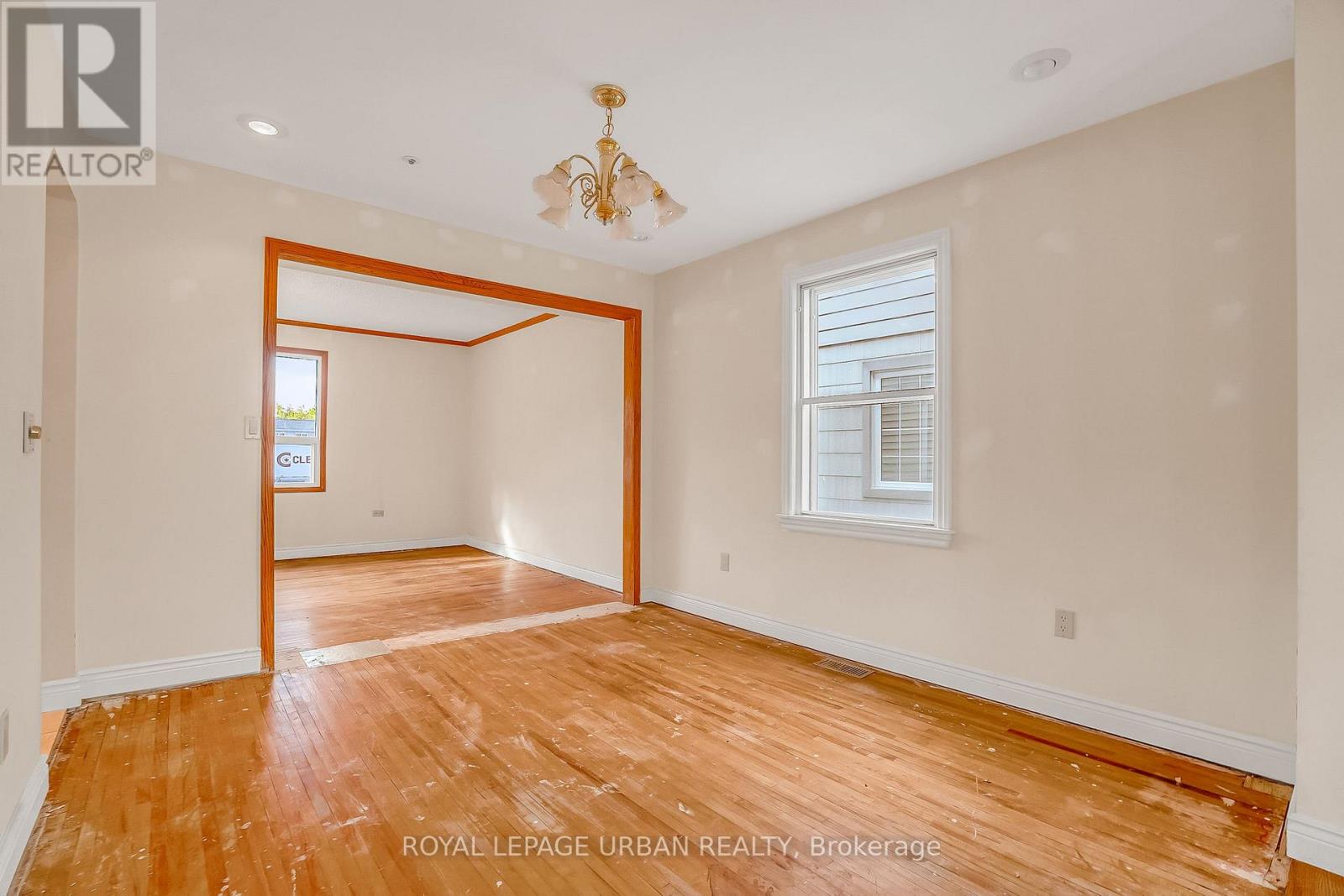 55 Merritt Road, Toronto, Ontario  M4B 3K4 - Photo 7 - E12511700