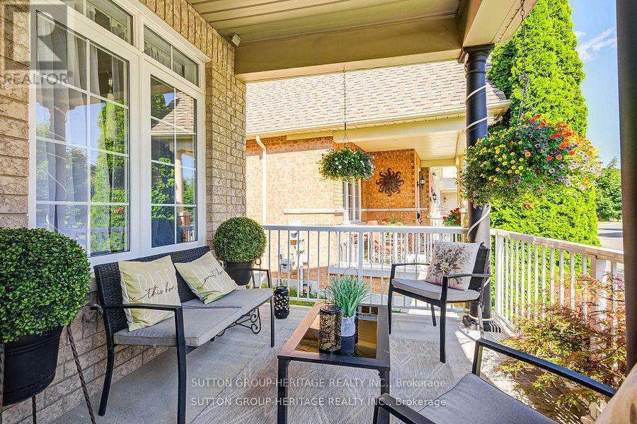 1009 Copperfield Drive, Oshawa, Ontario  L1K 3C4 - Photo 2 - E12511800