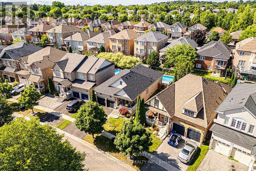 1009 Copperfield Drive, Oshawa, Ontario  L1K 3C4 - Photo 5 - E12511800