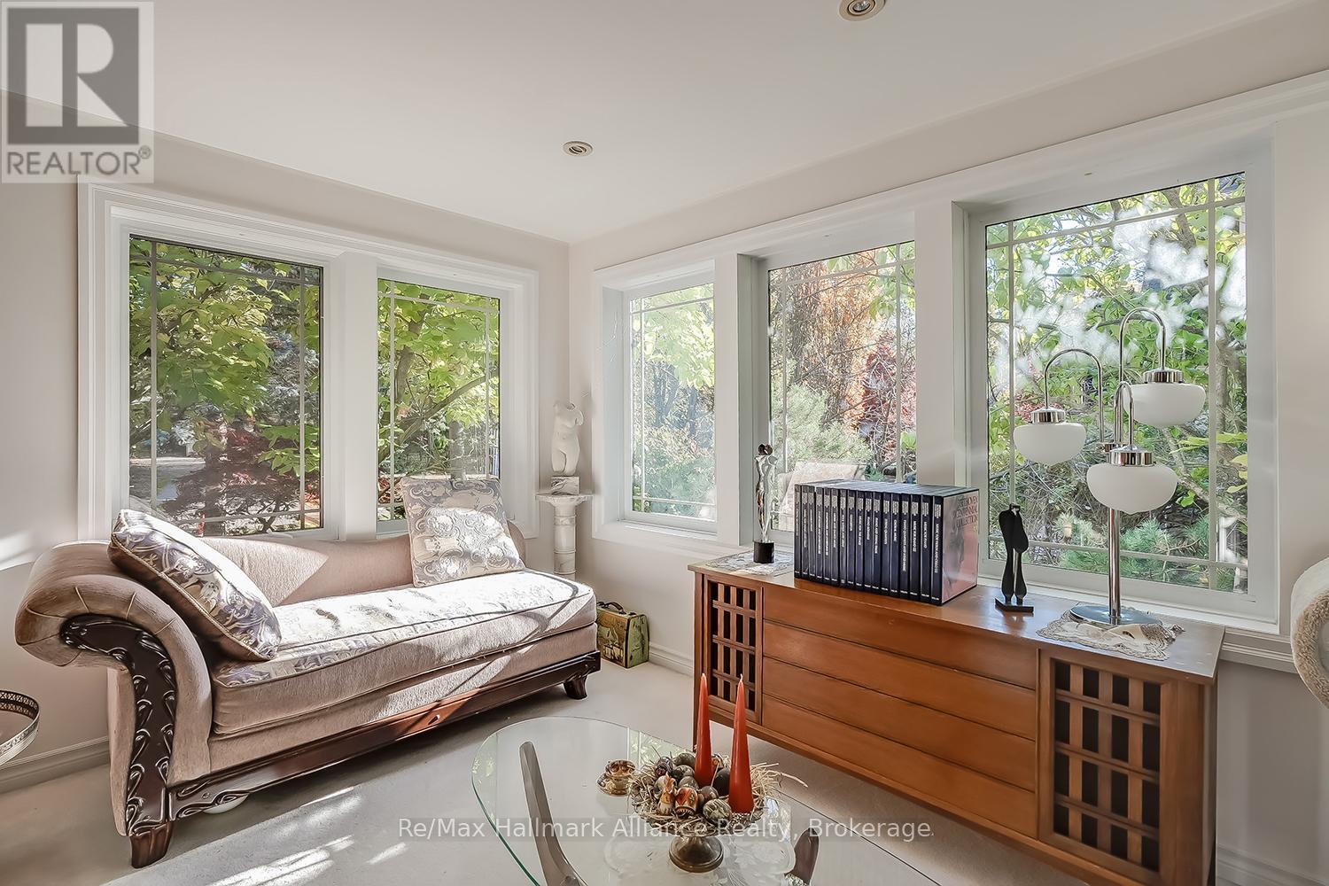 42 Chartwell Road, Oakville, Ontario  L6J 3Z4 - Photo 13 - W12512148