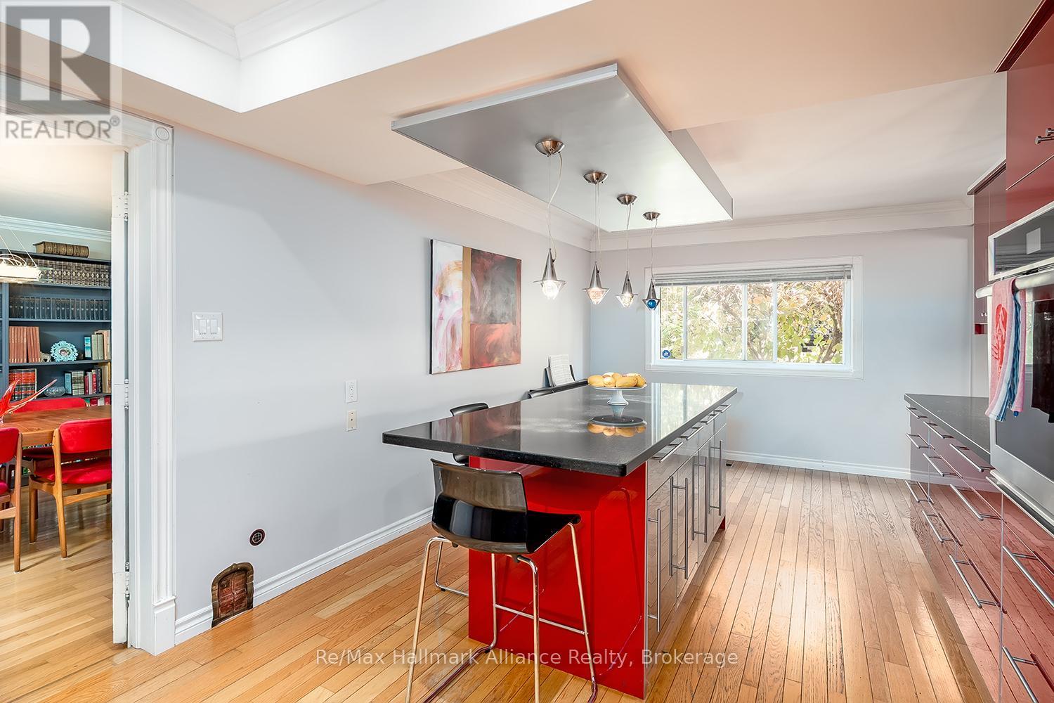 42 Chartwell Road, Oakville, Ontario  L6J 3Z4 - Photo 18 - W12512148