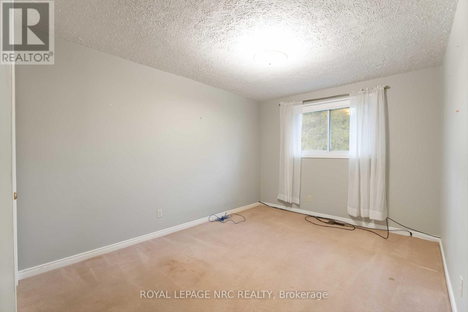 29 Heritage Court, St. Catharines, Ontario L2S 3H8 - Photo 16 - X12511876