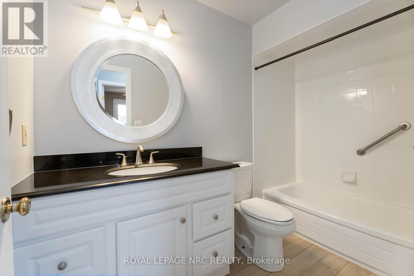 29 Heritage Court, St. Catharines, Ontario L2S 3H8 - Photo 22 - X12511876