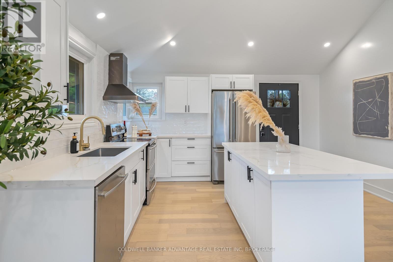 395 Parkdale Avenue, Fort Erie, Ontario  L2A 5A7 - Photo 22 - X12512090