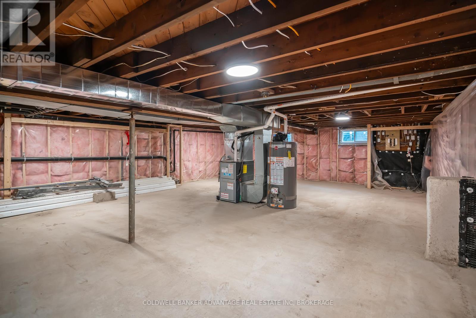 395 Parkdale Avenue, Fort Erie, Ontario  L2A 5A7 - Photo 37 - X12512090