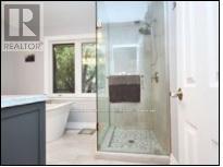 7 Lesbury Avenue, Brampton, Ontario  L6W 3A2 - Photo 7 - W12470550