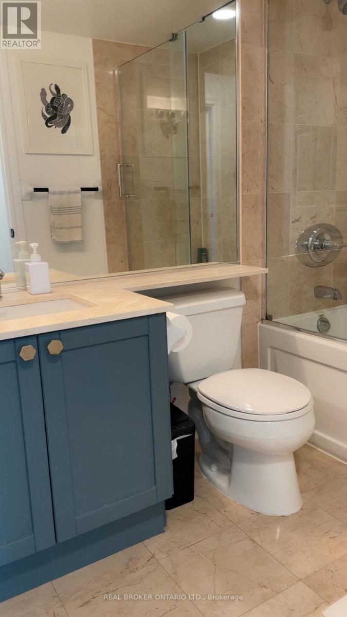 1213 - 761 Bay Street, Toronto, Ontario  M5G 2R2 - Photo 16 - C12511828