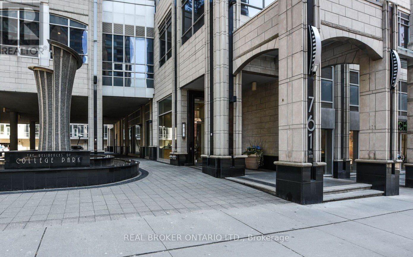 1213 - 761 Bay Street, Toronto, Ontario  M5G 2R2 - Photo 25 - C12511828
