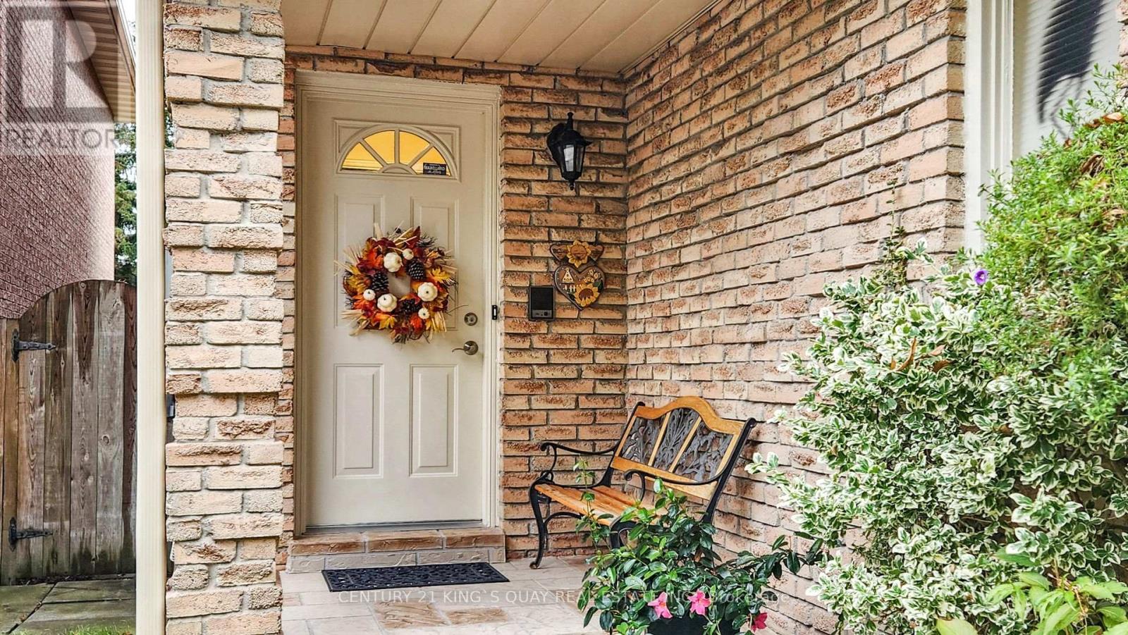 47 Radford Crescent, Markham, Ontario  L3P 4A2 - Photo 4 - N12511682