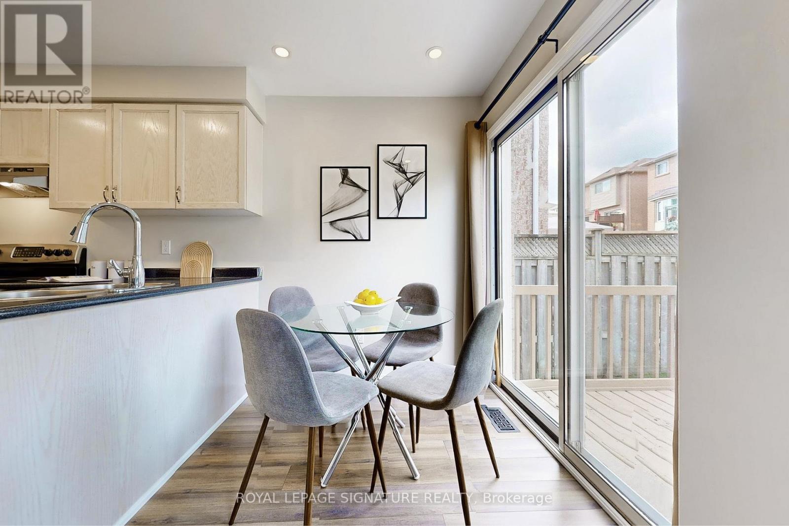 263 Pinnacle Trail, Aurora, Ontario  L4G 7G4 - Photo 18 - N12511688