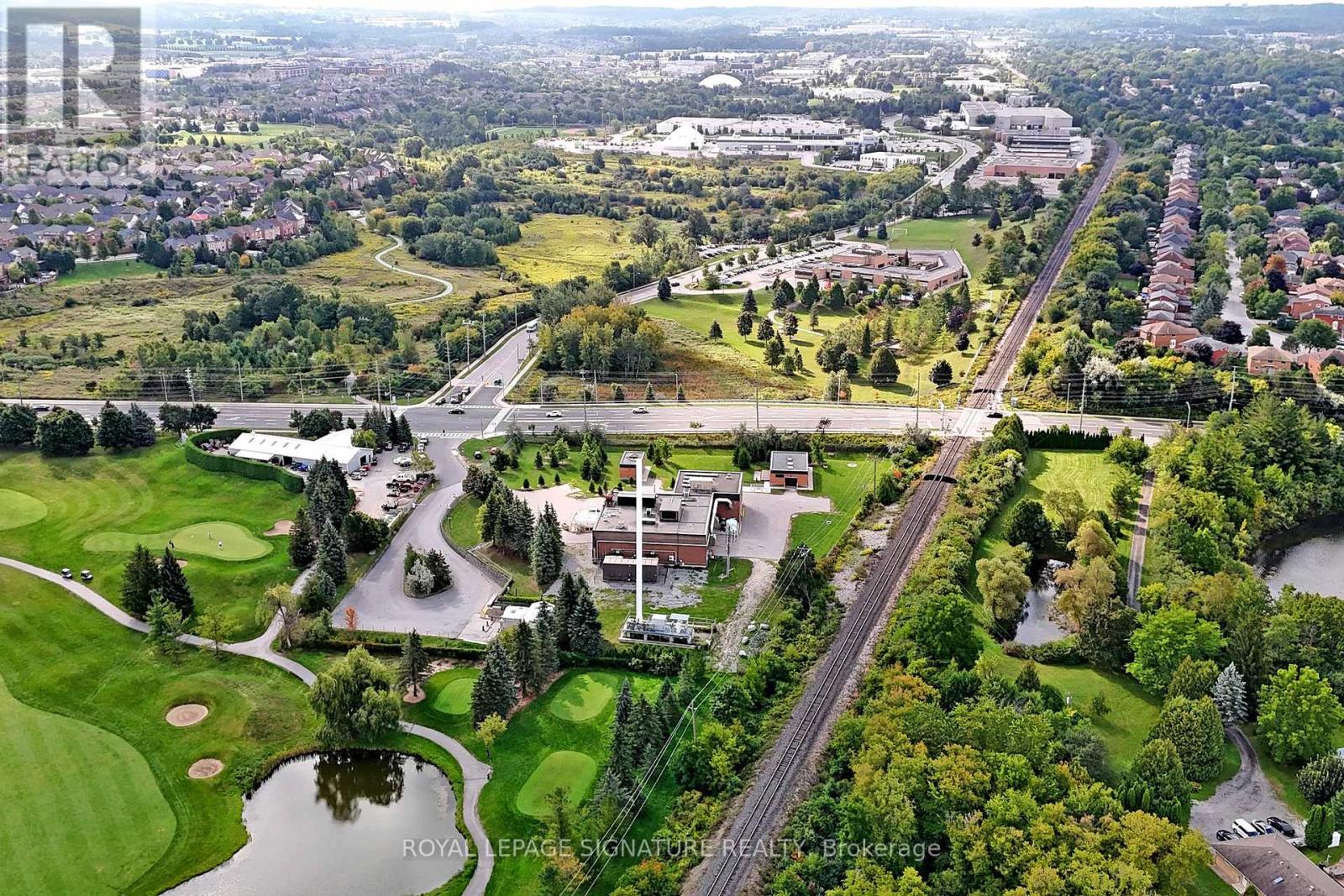 263 Pinnacle Trail, Aurora, Ontario  L4G 7G4 - Photo 44 - N12511688