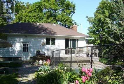 10813 Victoria Square Boulevard, Markham, Ontario  L6C 1J3 - Photo 4 - N12511718