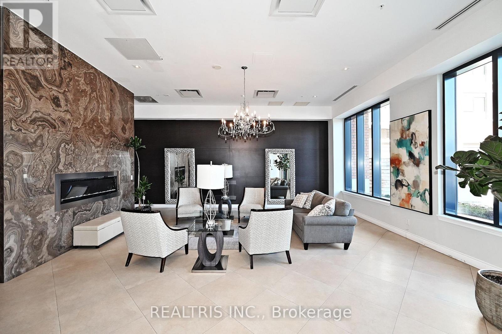 809 - 11611 Yonge Street, Richmond Hill, Ontario  L4E 1G2 - Photo 6 - N12511740