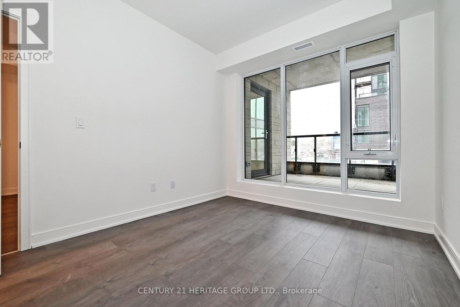 205a - 705 Davis Drive, Newmarket, Ontario  L3Y 2R2 - Photo 10 - N12511796