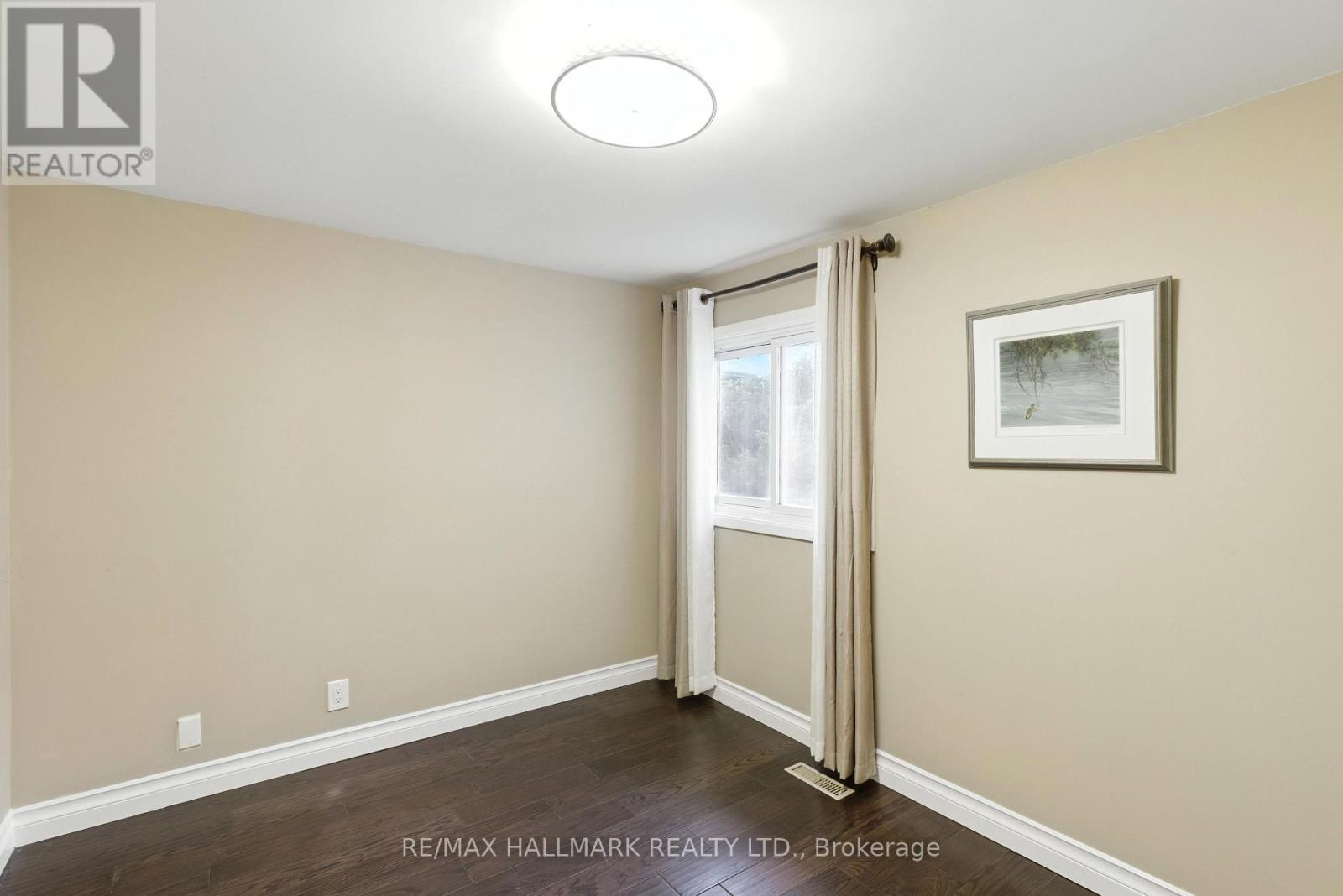 100 Eleanor Circle, Richmond Hill, Ontario  L4C 6K7 - Photo 22 - N12511798