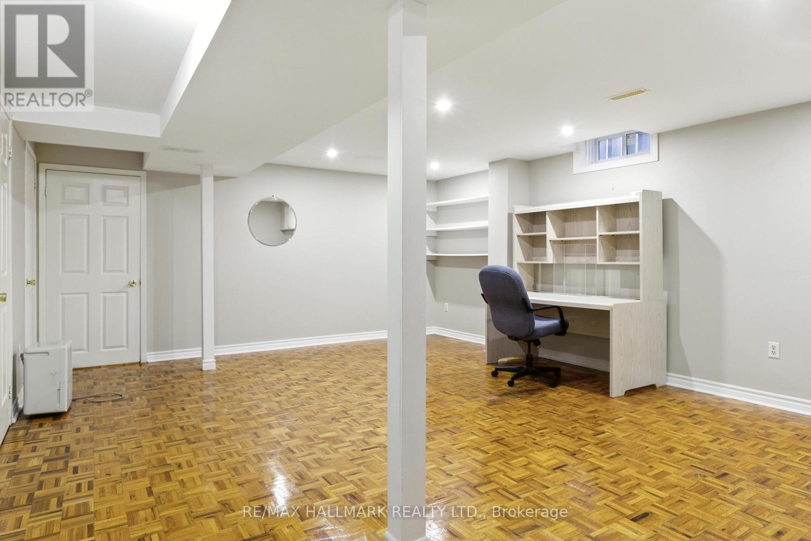 100 Eleanor Circle, Richmond Hill, Ontario  L4C 6K7 - Photo 36 - N12511798