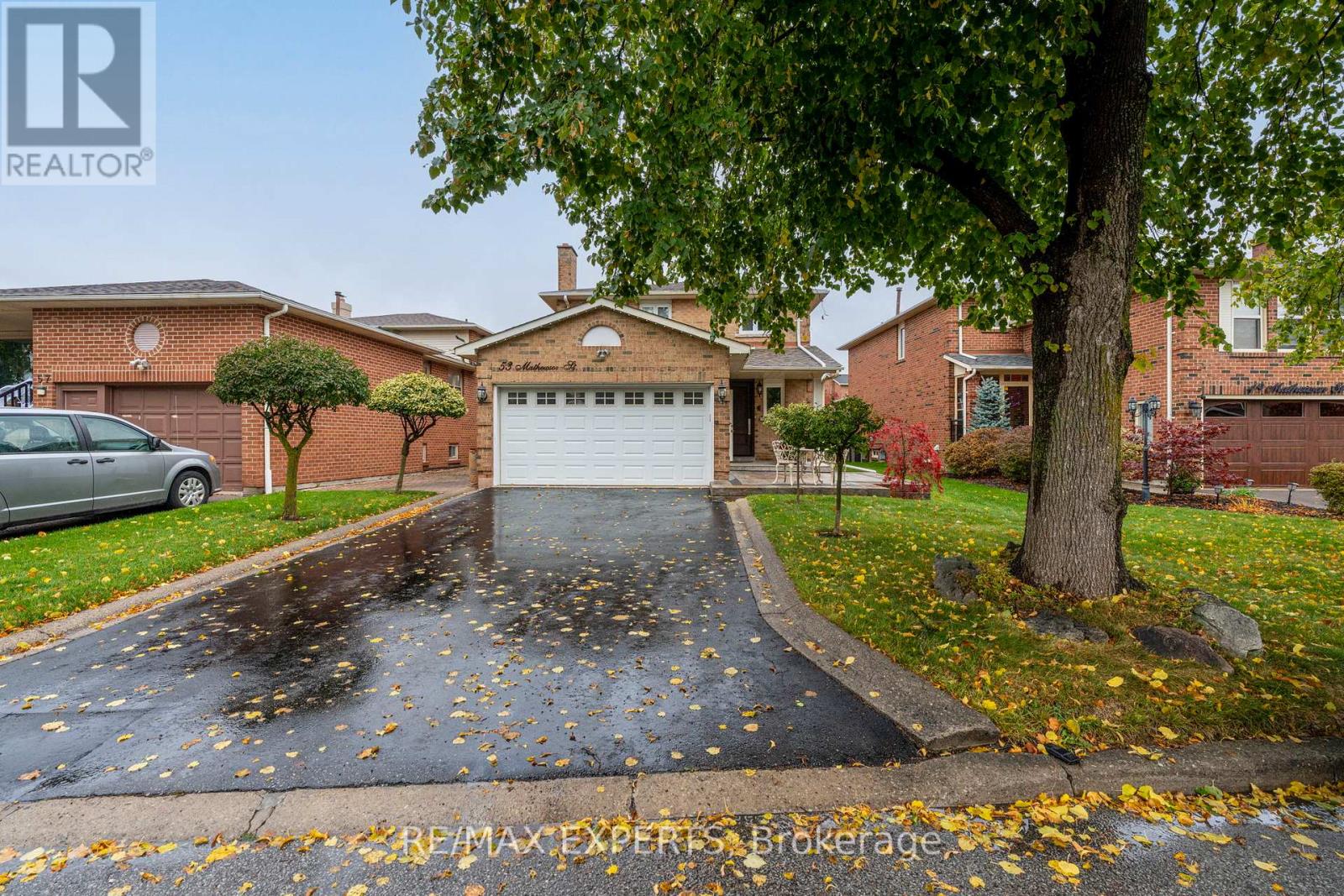 53 Mathewson Street, Vaughan, Ontario  L6A 1C1 - Photo 2 - N12511862