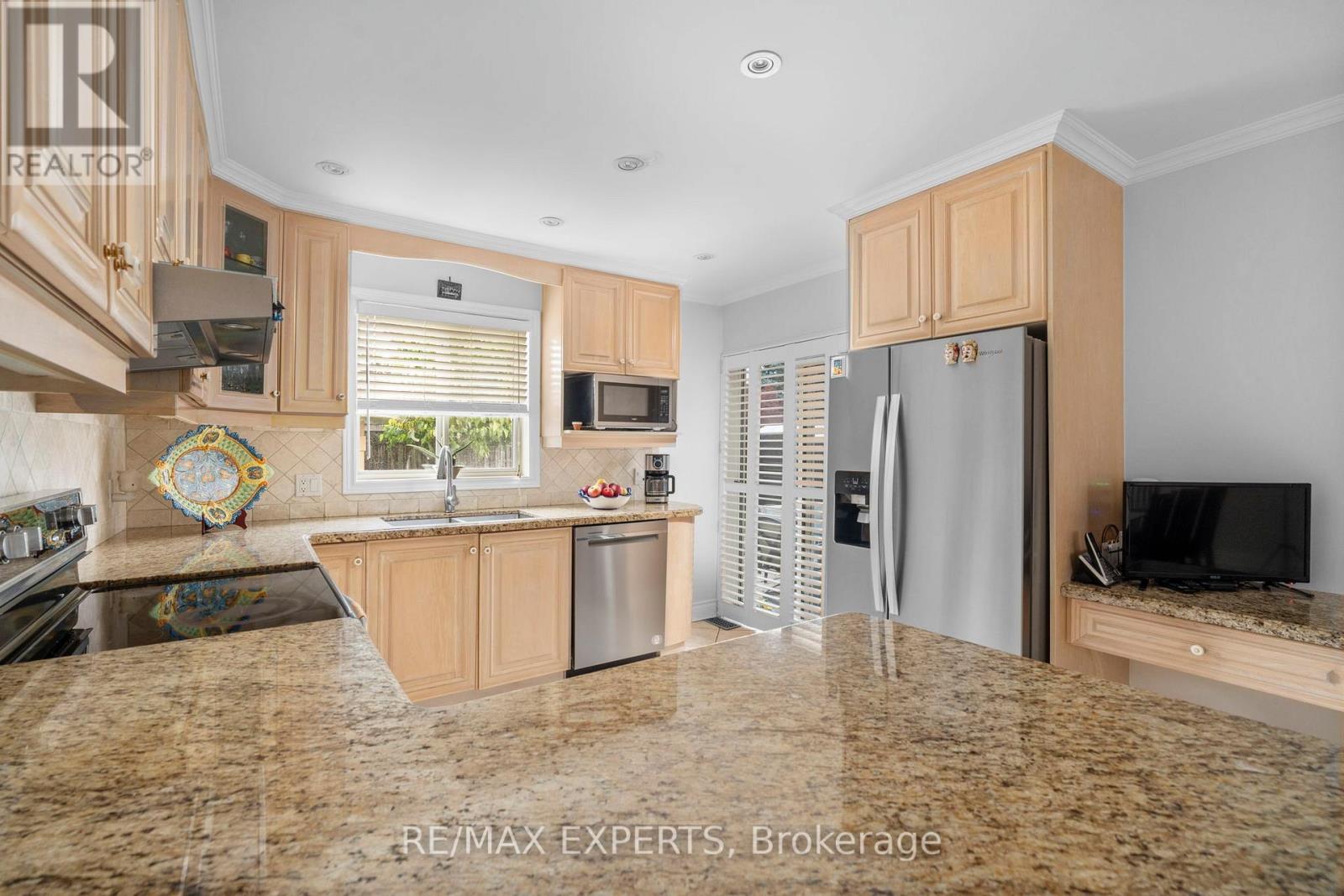 53 Mathewson Street, Vaughan, Ontario  L6A 1C1 - Photo 22 - N12511862