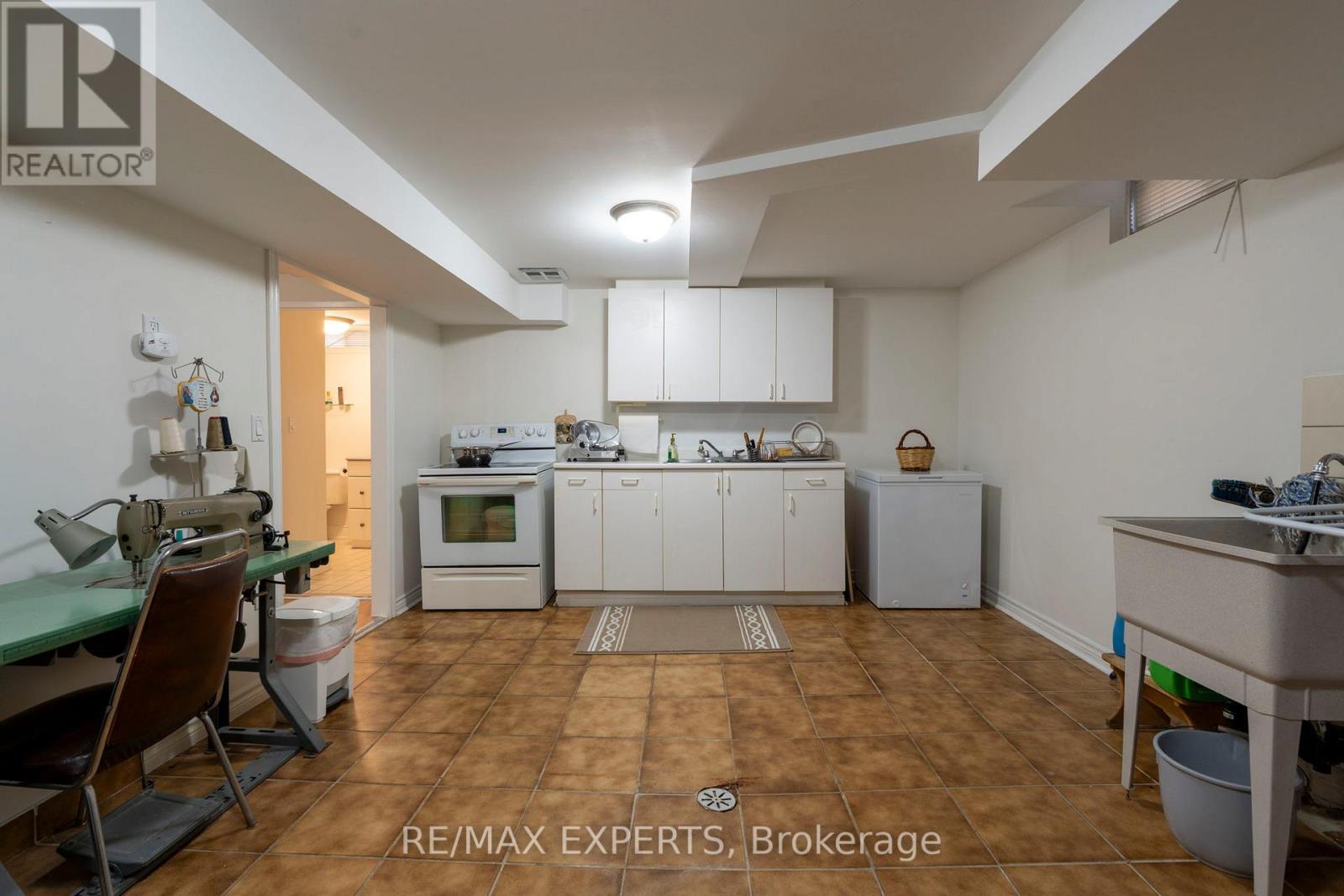 53 Mathewson Street, Vaughan, Ontario  L6A 1C1 - Photo 31 - N12511862