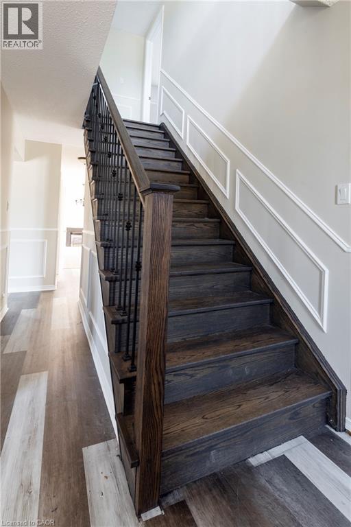 128 Brian Boulevard, Waterdown, Ontario  L8B 0C8 - Photo 5 - 40785574