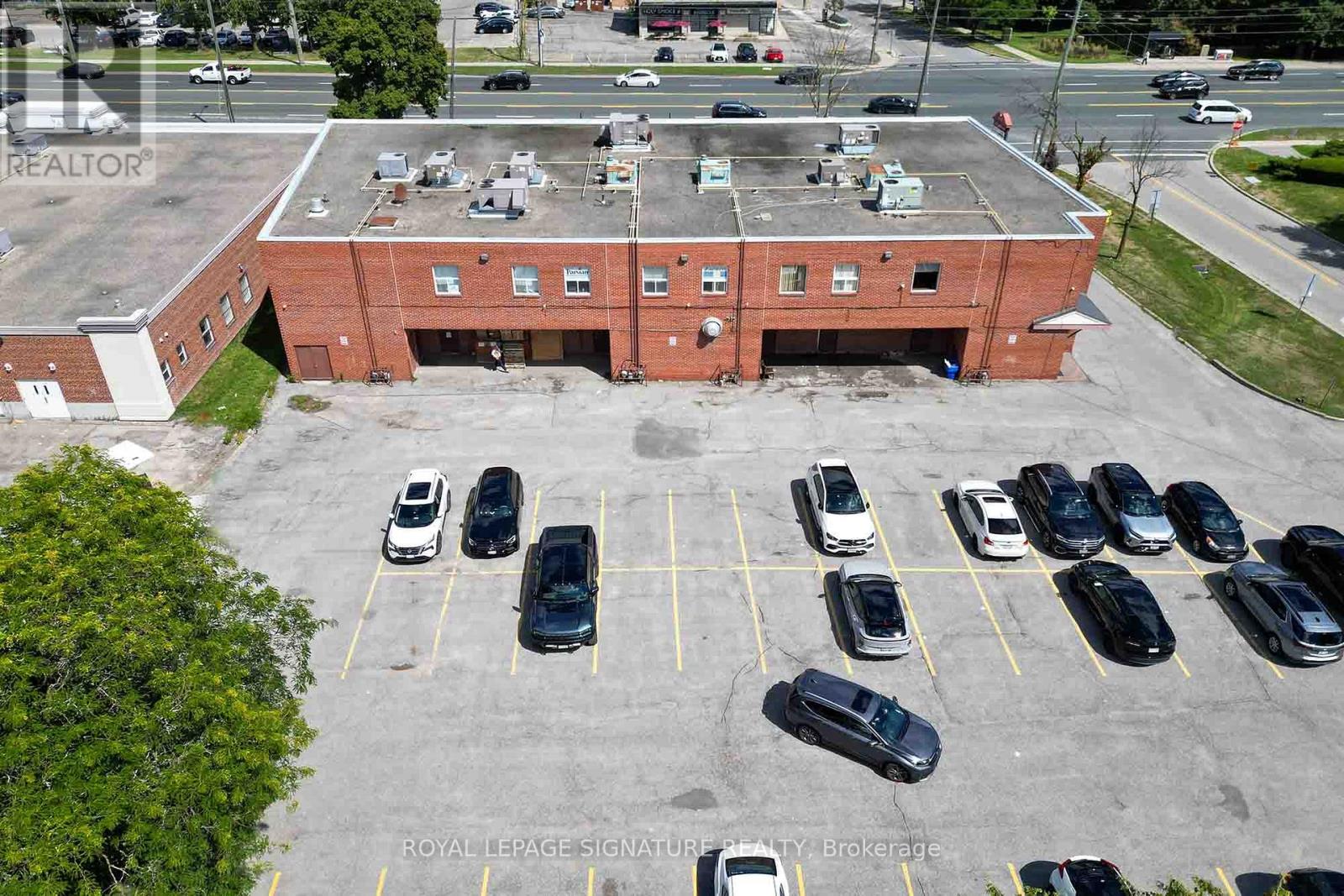 8108 Yonge Street, Vaughan, Ontario  L4J 1W4 - Photo 7 - N12511356