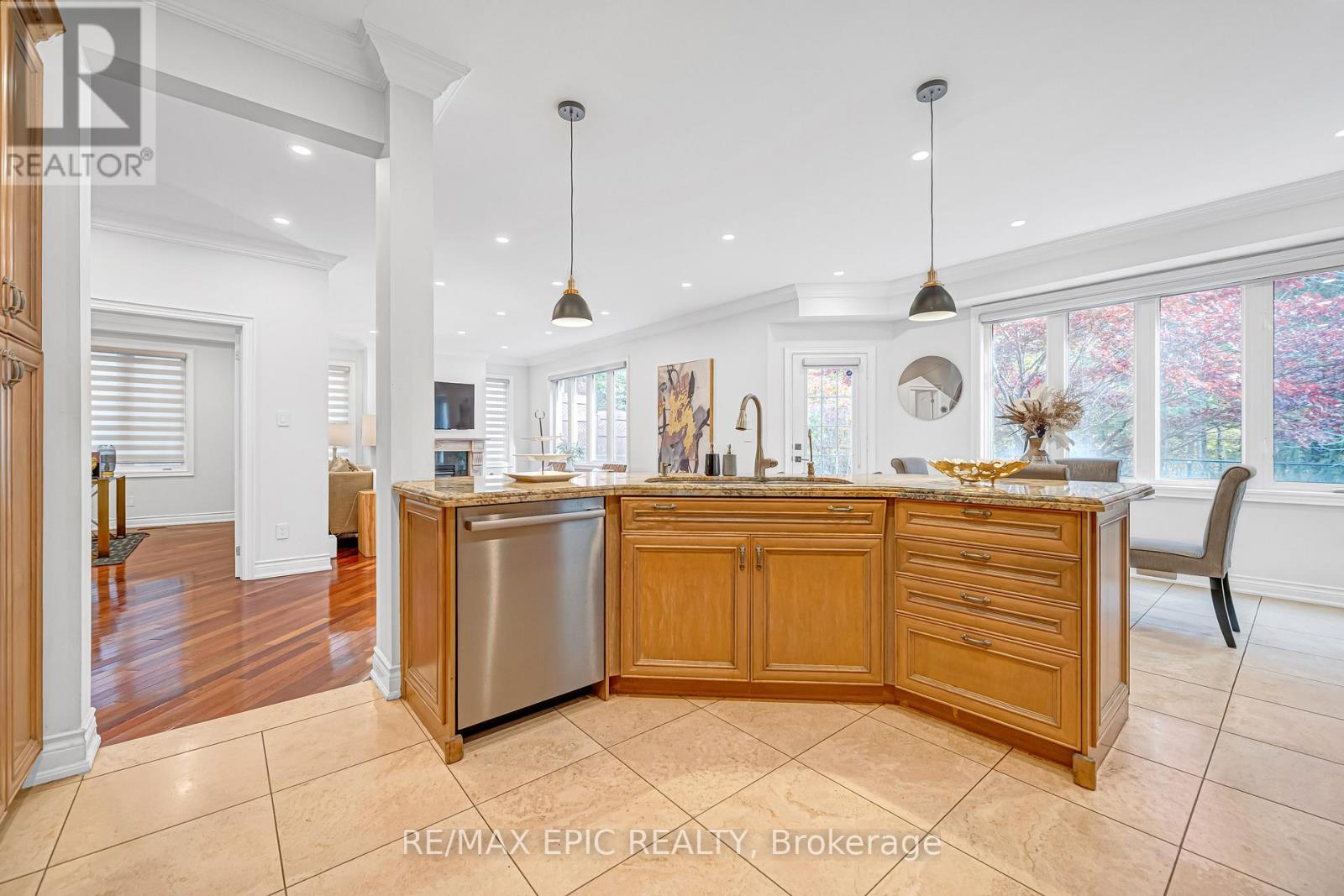 115 Thornhill Woods Drive, Vaughan, Ontario  L4J 8R5 - Photo 23 - N12511586