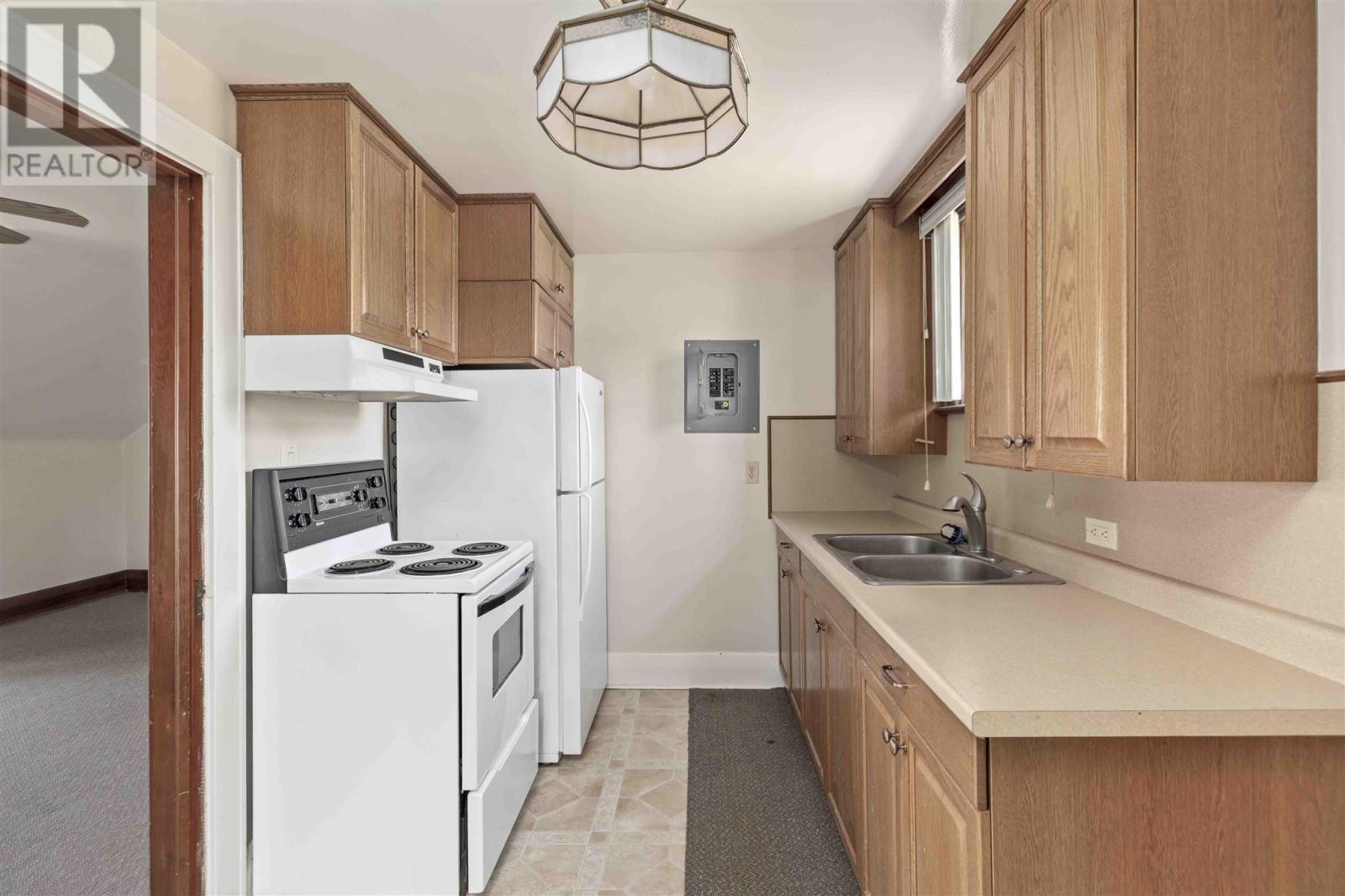 728-730 Wellington St E, Sault Ste. Marie, Ontario  P6A 2M7 - Photo 29 - SM251416