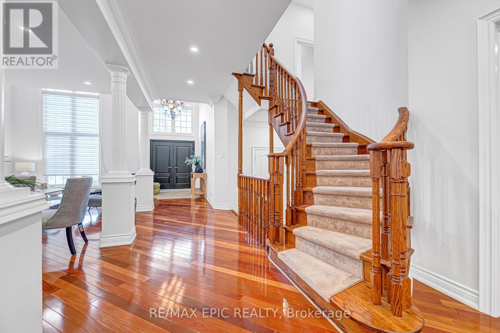 115 Thornhill Woods Drive, Vaughan, Ontario  L4J 8R5 - Photo 6 - N12511586