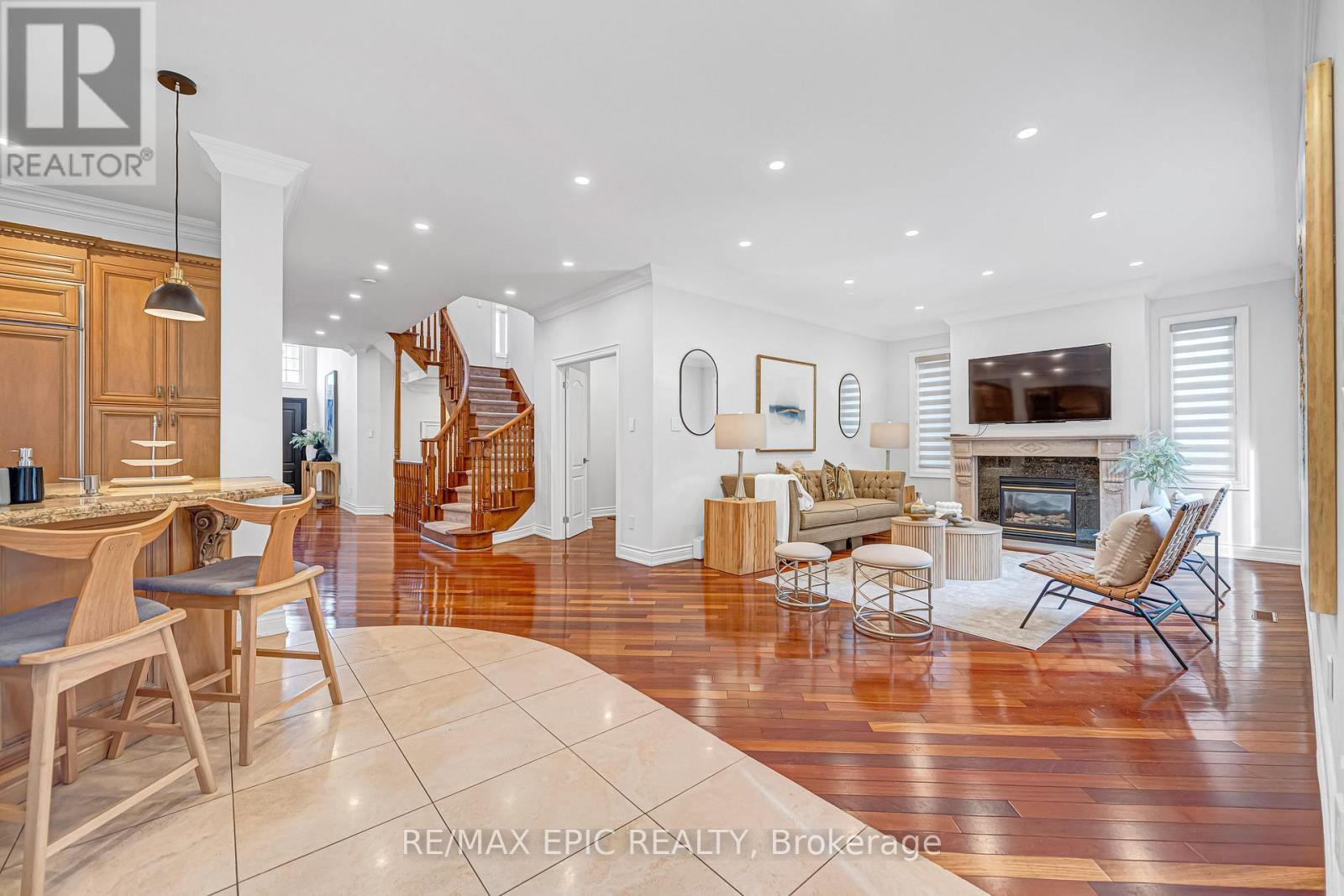 115 Thornhill Woods Drive, Vaughan, Ontario  L4J 8R5 - Photo 21 - N12511586