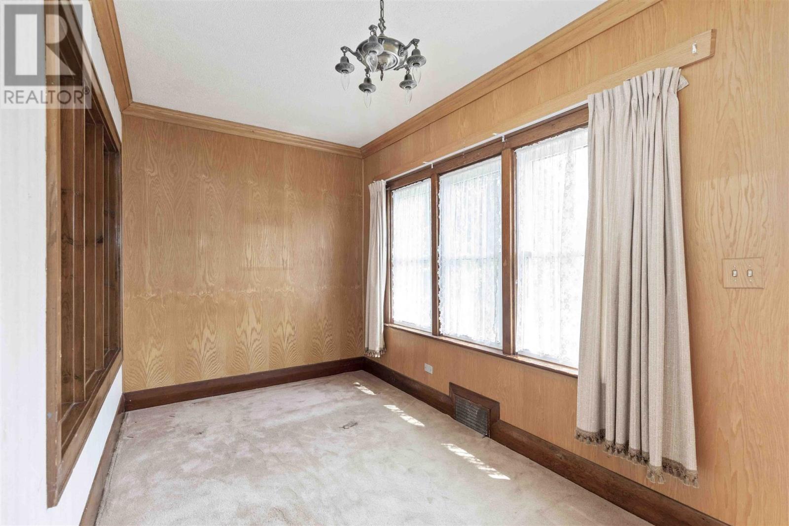 728-730 Wellington St E, Sault Ste. Marie, Ontario  P6A 2M7 - Photo 5 - SM251416