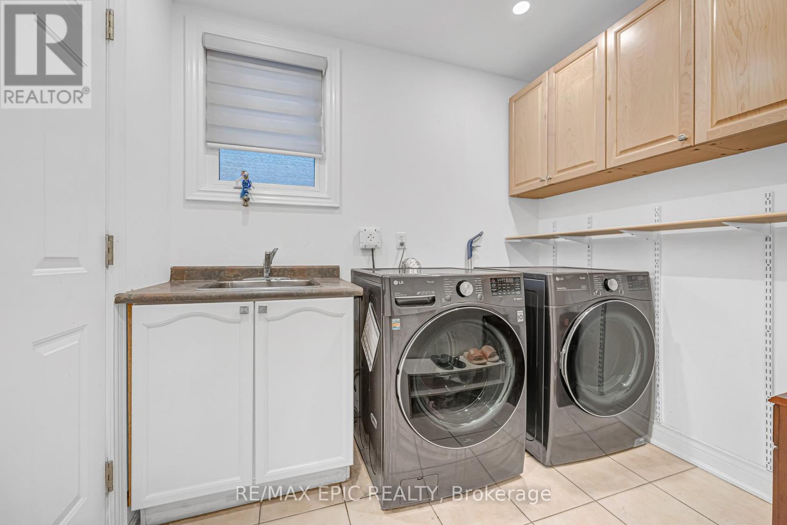 115 Thornhill Woods Drive, Vaughan, Ontario  L4J 8R5 - Photo 34 - N12511586