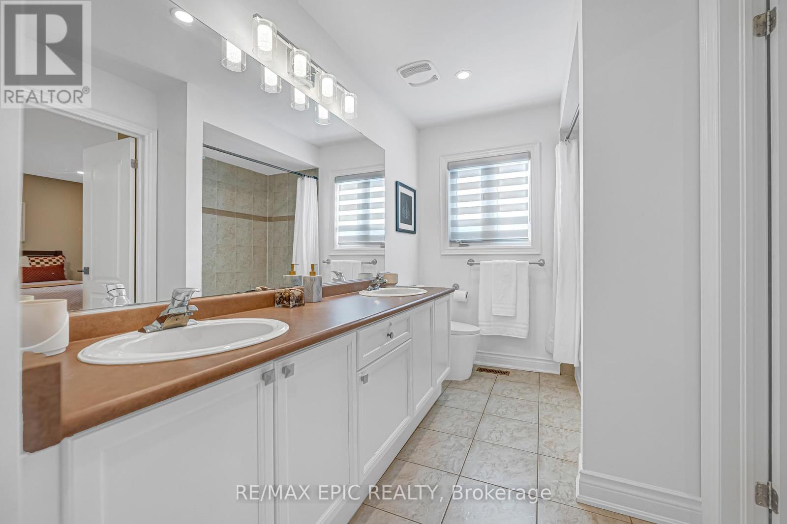 115 Thornhill Woods Drive, Vaughan, Ontario  L4J 8R5 - Photo 38 - N12511586