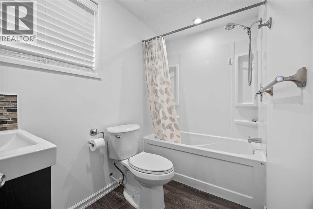 31 Martinridge Place Ne, Calgary, Alberta  T3J 3B8 - Photo 25 - A2244546