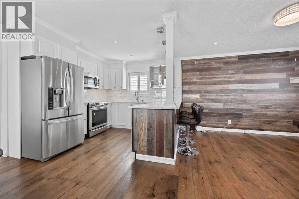 31 Martinridge Place Ne, Calgary, Alberta  T3J 3B8 - Photo 5 - A2244546