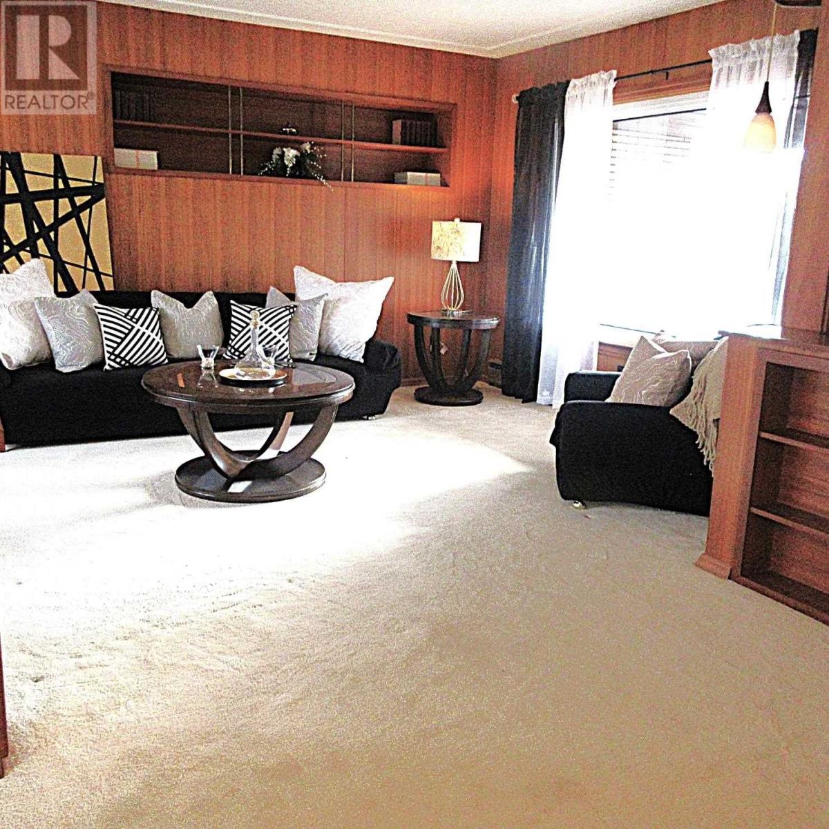 580 Wilson St, Sault Ste. Marie, Ontario  P6B 2L3 - Photo 15 - SM252644