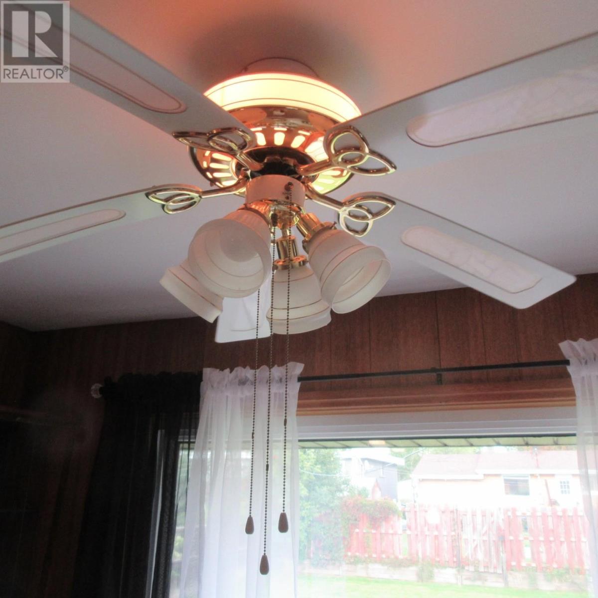 580 Wilson St, Sault Ste. Marie, Ontario  P6B 2L3 - Photo 18 - SM252644