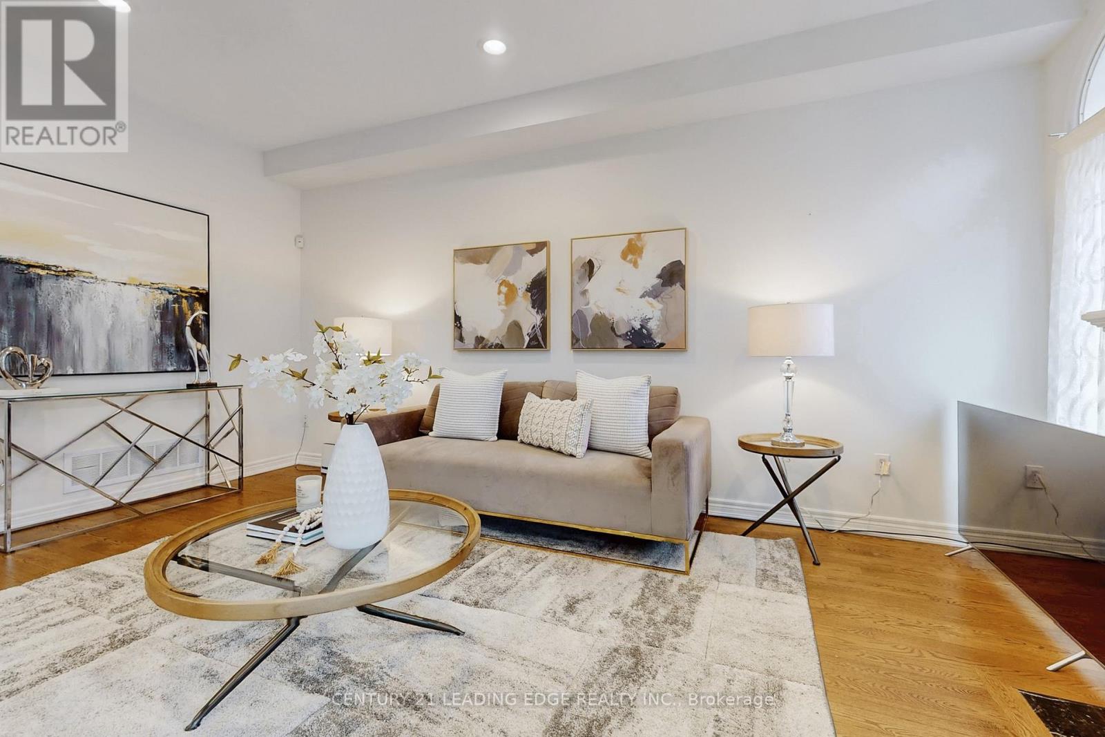 18 Fountain Court, Richmond Hill, Ontario  L4S 2K4 - Photo 11 - N12511870