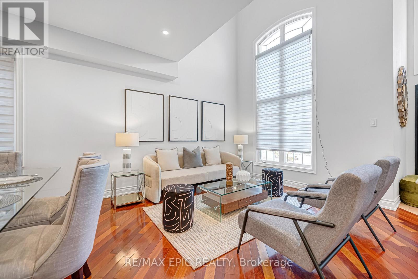 115 Thornhill Woods Drive, Vaughan, Ontario  L4J 8R5 - Photo 8 - N12511586