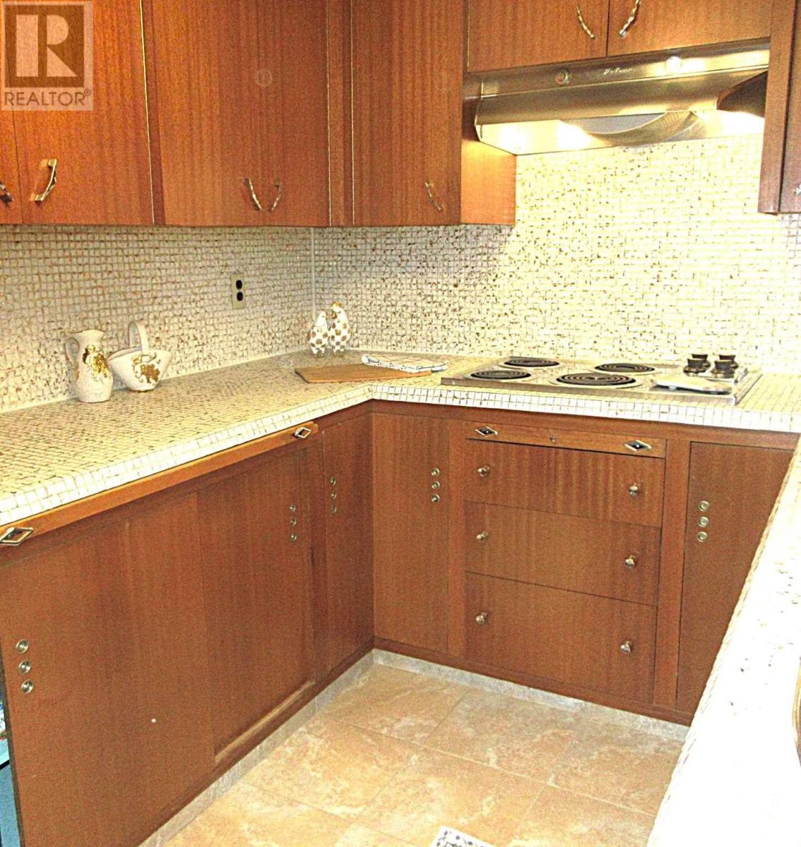 580 Wilson St, Sault Ste. Marie, Ontario  P6B 2L3 - Photo 8 - SM252644