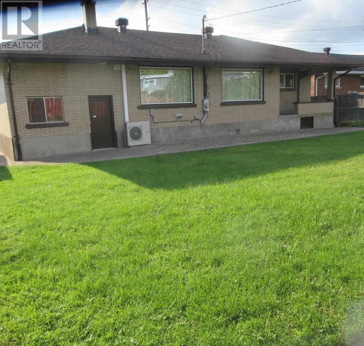 580 Wilson St, Sault Ste. Marie, Ontario  P6B 2L3 - Photo 39 - SM252644