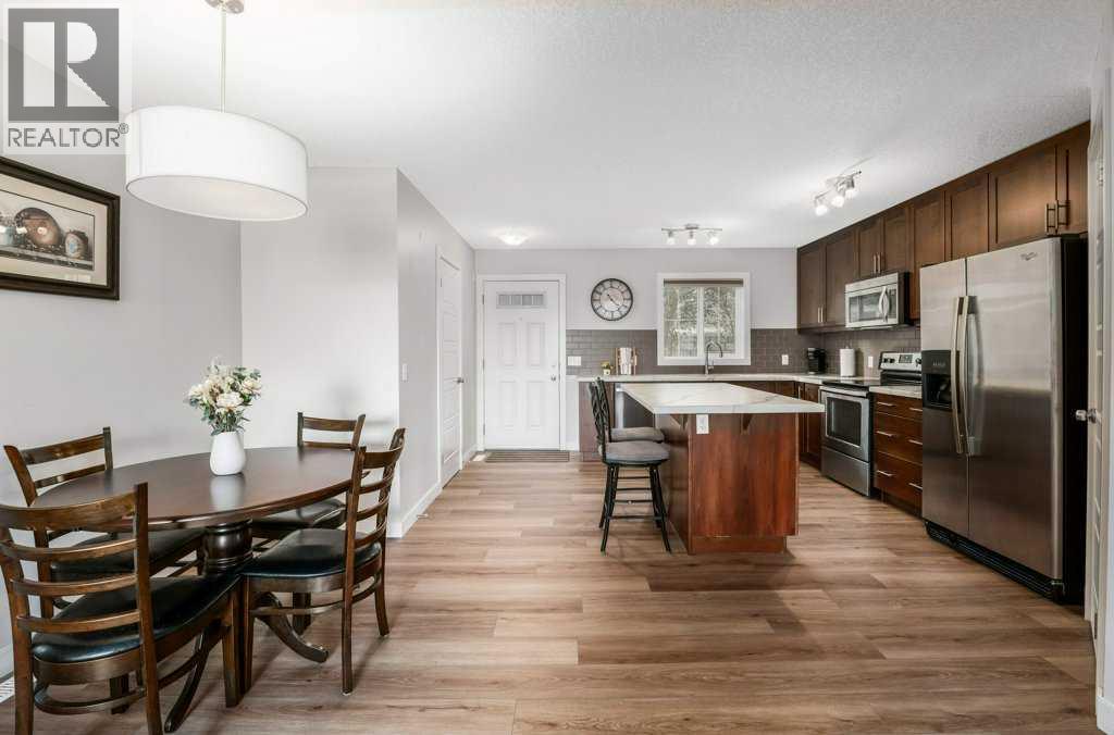 86 Pantego Lane Nw, Calgary, Alberta  T3K 0T1 - Photo 4 - A2262201