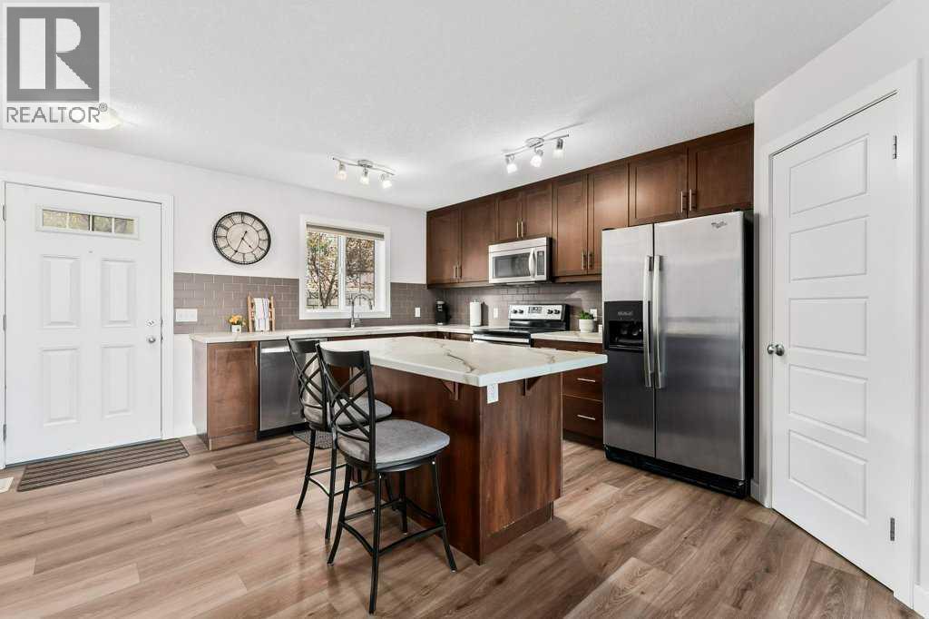 86 Pantego Lane Nw, Calgary, Alberta  T3K 0T1 - Photo 6 - A2262201